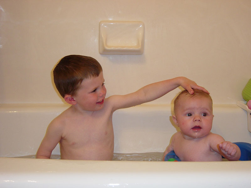 boys_bath